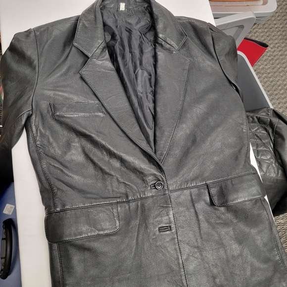 Leather Jacket - Picture 3 of 8